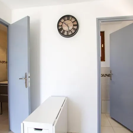 Gite Avec Jardin, Piscine Chauffee Et Bbq En Perigord Noir, Animaux Acceptes - Fr-1-616-289 *