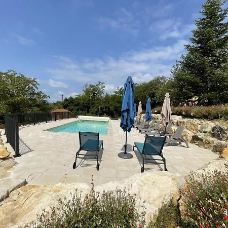 Gite Avec Jardin, Piscine Chauffee Et Bbq En Perigord Noir, Animaux Acceptes - Fr-1-616-289 *
